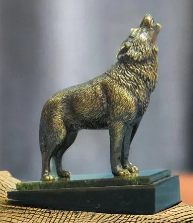 Бронзовая статуэтка «Воющий волк», 130×60×150 мм — красивый подарок
