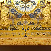 Деревянные нарды «Герб РФ» с позолоченной златоустовской гравюрой — оригинальный подарок — фотография 2