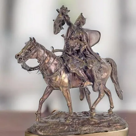 Композиция «Всадник со львятами» — оригинальный подарок