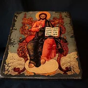 Икона деревянная "Спас-Вседержитель на троне" в подарок — фотография 8