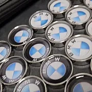 Комплект стальных фишек для нард «BMW» — оригинальный подарок — фотография 1